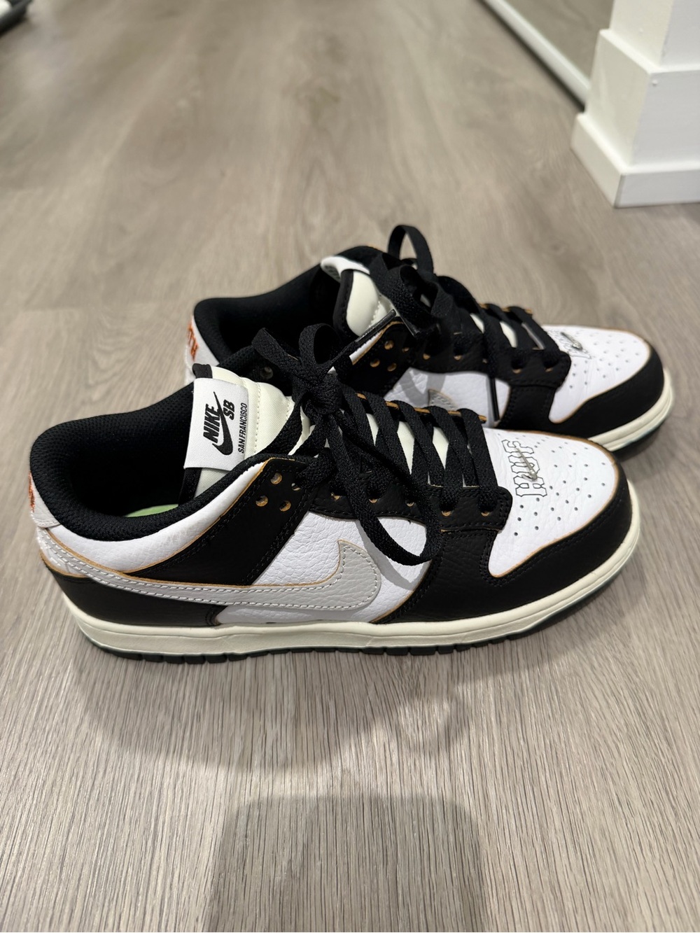 Nike SB Dunk Low HUF San Francisco Black White Orange Sneakers Size 5.5